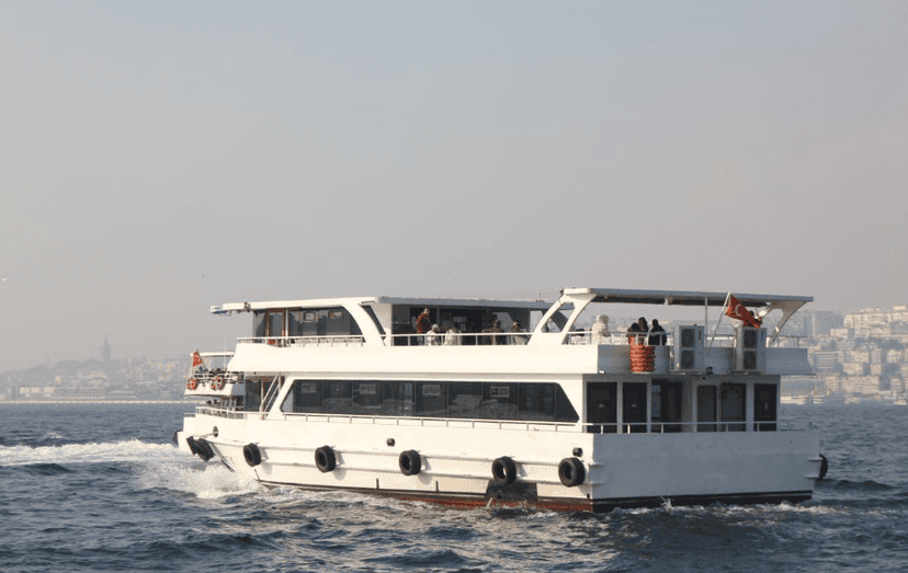 138 Kişilik Özel Davet Gemisi Kiralama | Eminönü Kalkışlı