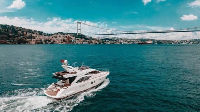 Luxury Yacht in Bebek