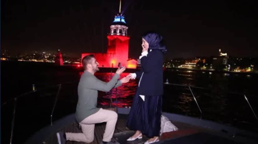 18M Motoryat ile Boğaz Turu – 11 Kişi Kapasiteli