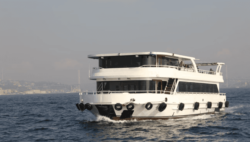 138 Kişilik Özel Davet Gemisi Kiralama | Eminönü Kalkışlı