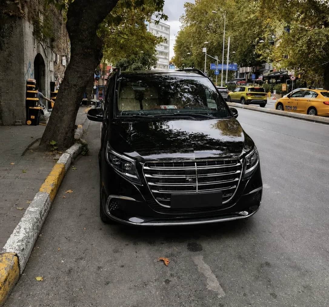 VIP Mercedes Vito 5+1