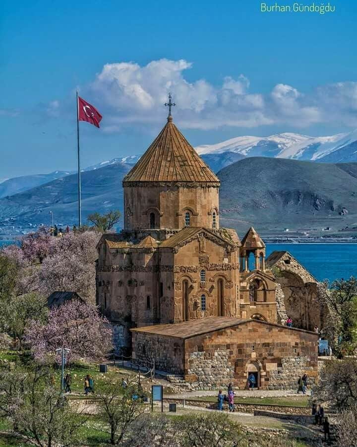 Uçak ile Büyük Doğu Anadolu Turu