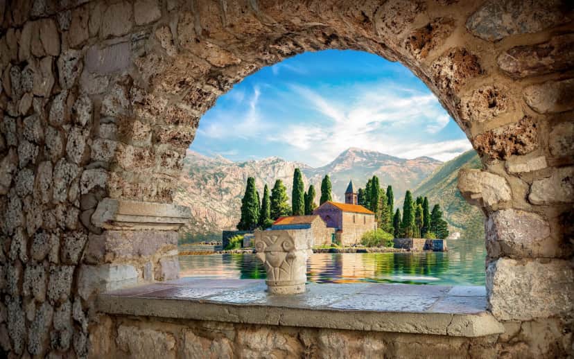 Vizesiz Uçaklı Balkan Masalı (Ekstra Turlar Dahil) SJJ-SKP Kasım Ara Tatil Özel