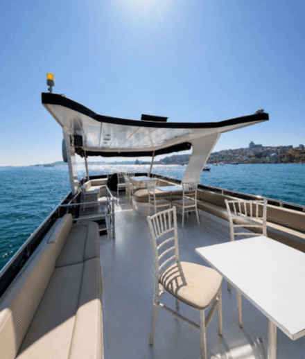 30-Person Motor Yacht – Bosphorus Tour & Private Event