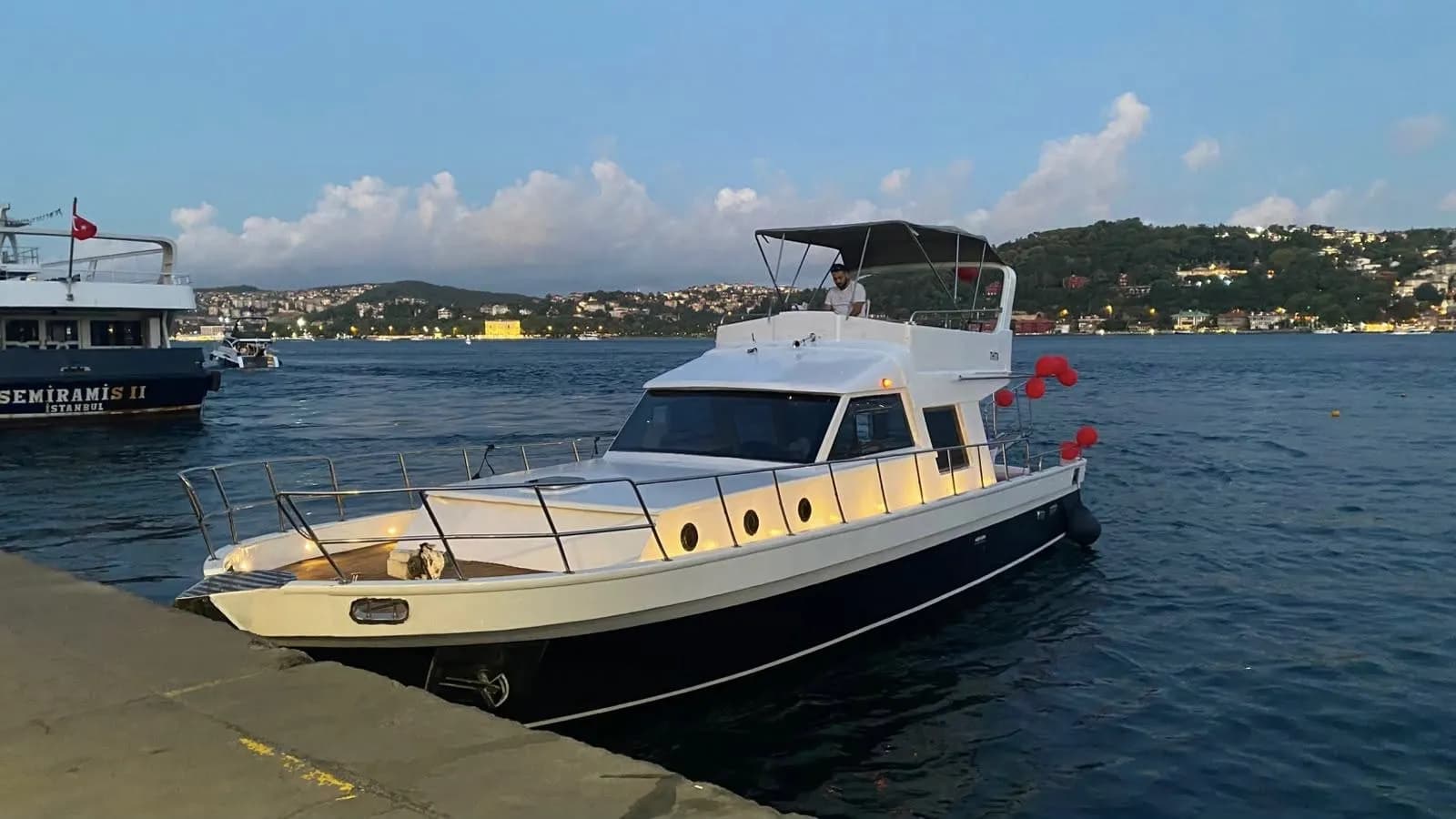 Peaceful and Private Yacht Charter Experience