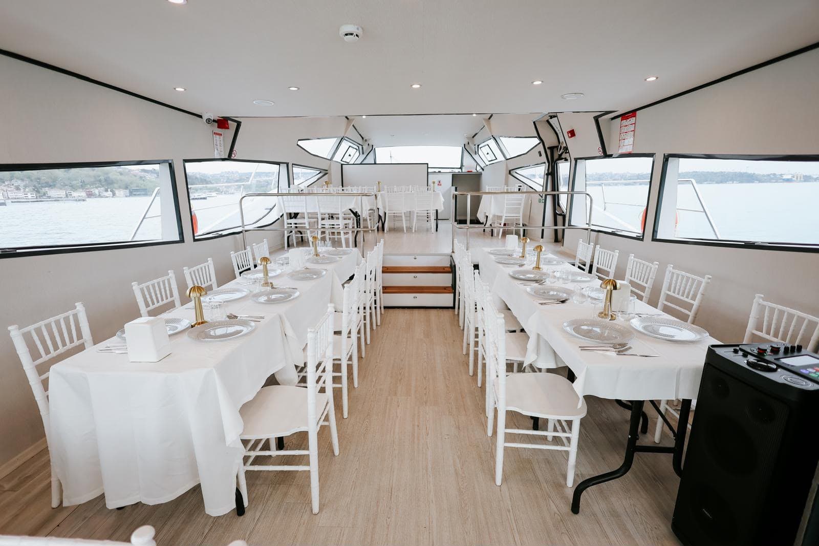 22 Meter Custom Motor Yacht for Rent on the Istanbul Bosphorus
