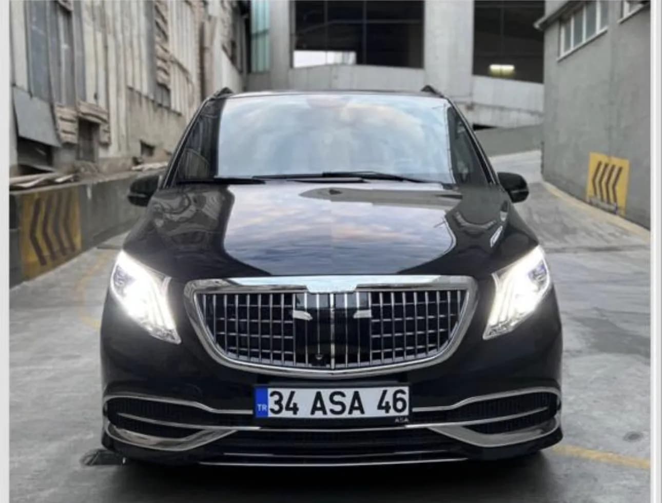 VIP Mercedes Vito 4+1 | PlayStation'lı Şoförlü VIP Araç İstanbul