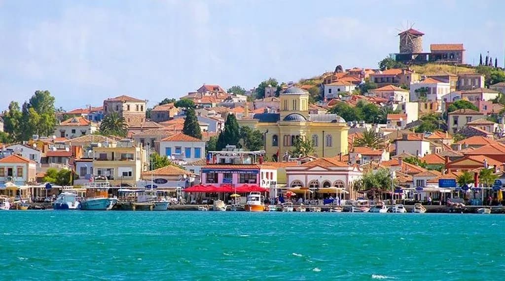 4 Günlük Kuşadası Foça Ayvalık Turu