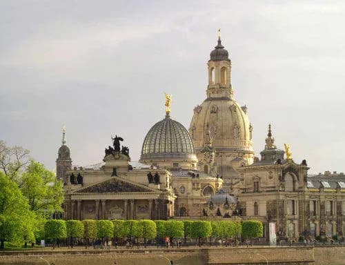 4 Günlük Prag Turu, THY ile