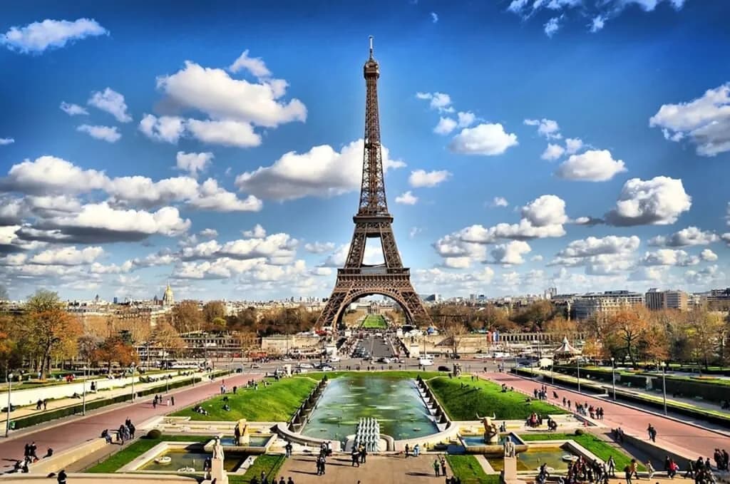 8 Günlük Benelüks ve Paris Turu - Pegasus ile