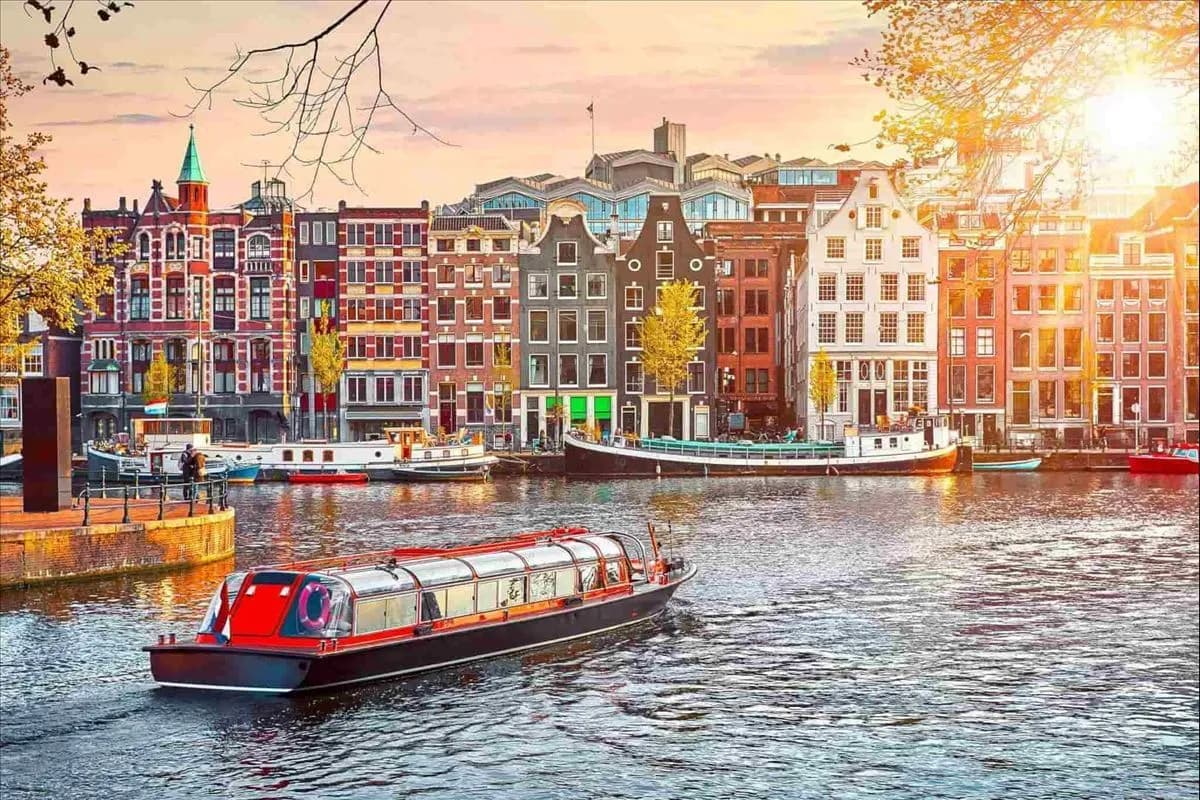8 Günlük Benelüks, Fransa ve Almanya Turu, SunExpress ile