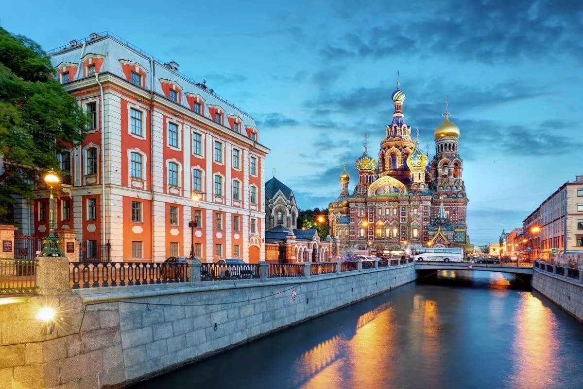 Moskova ve St. Petersburg Turu, THY ile 7 Gün