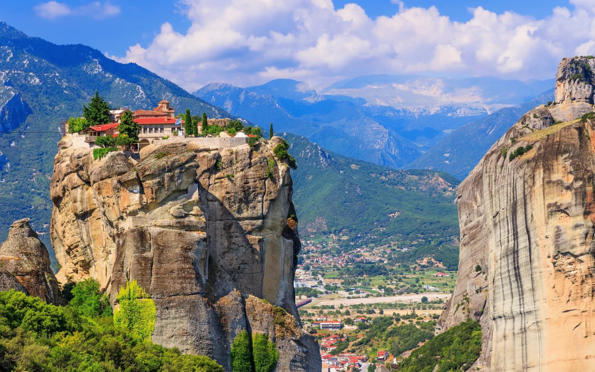 Yılbaşı Özel Selanik Kavala ve Meteora Masalı 2 Gece Konaklamalı