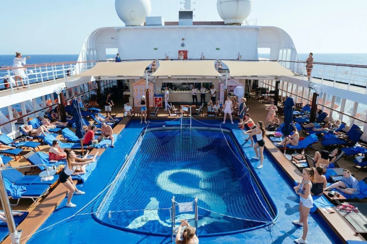 Selectum Blu ile Yunan Adaları Turu / 3 Gece Konaklamalı / Çeşme Çıkışlı