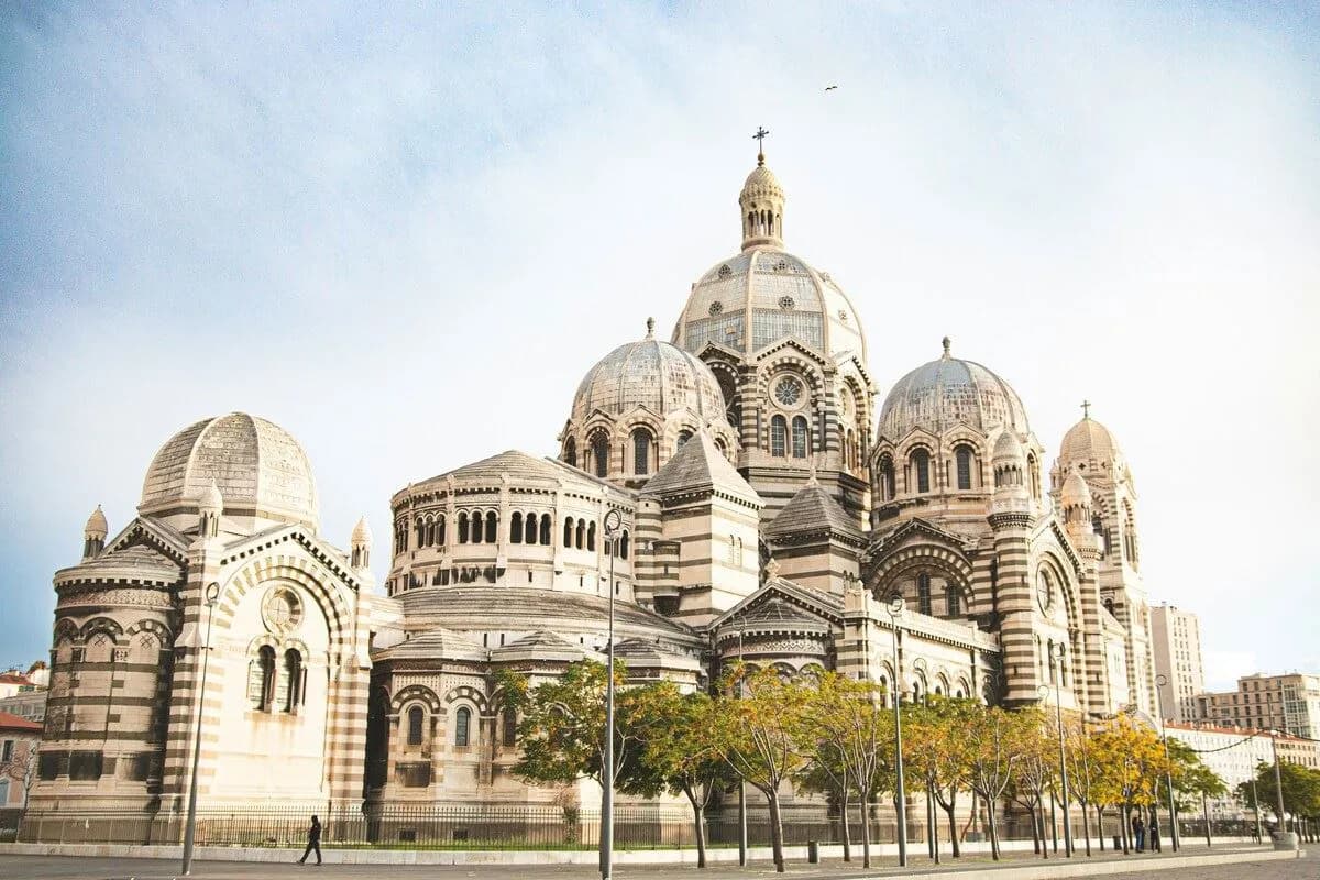 Milano Nice Marsilya Turu Pegasus Hava Yolları ile Yaz Dönemi / 5 Gece Otel Konaklamalı / İstanbul Çıkışlı / 2027