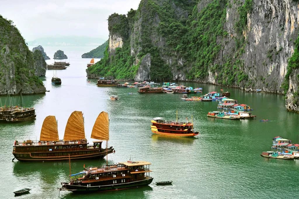 9 Günlük Vietnam ve Kamboçya Turu, THY ile