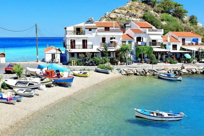 Egenin Saklı Köyleri Birgi Tire Şirince Seferihisar Urla Alaçatı Turu / 2 Gece Otel Konaklamalı / İstanbul Çıkışlı / Kurban Bayramı Özel
