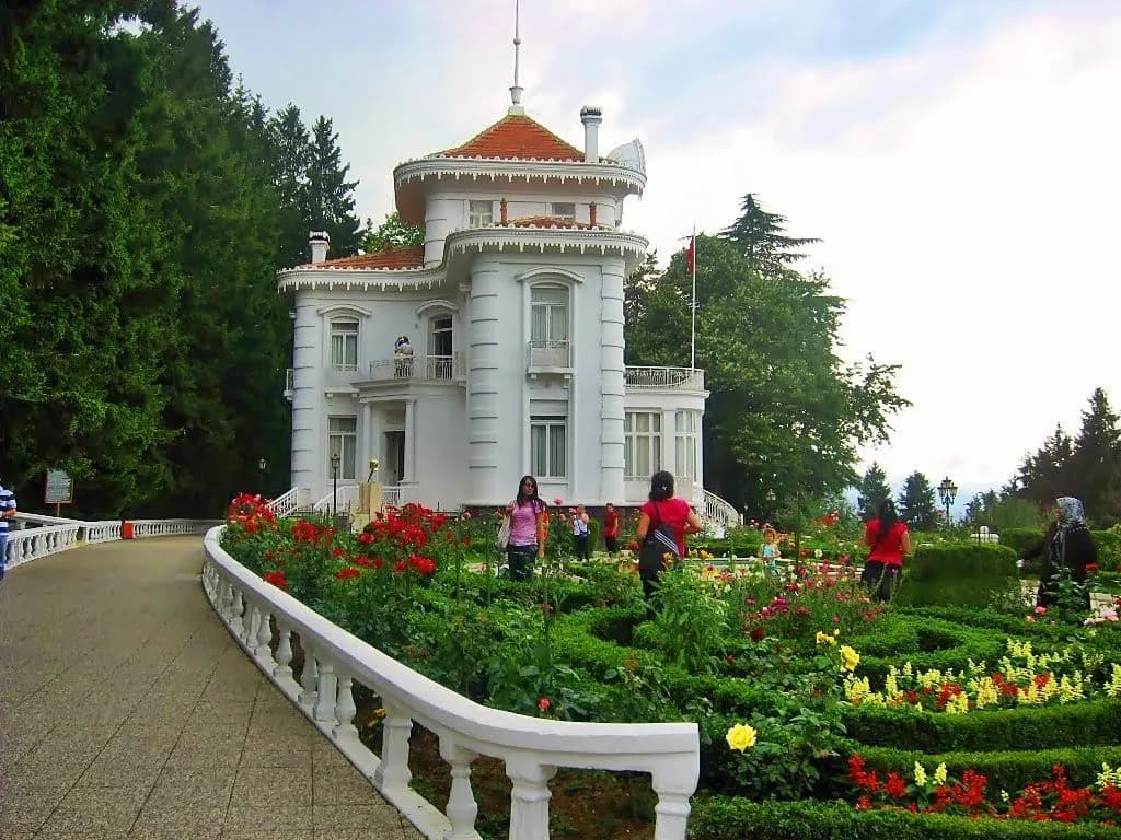 Karadeniz Yaylalar ve Batum Turu / 3 Gece Otel Konaklamalı / İstanbul Çıkışlı / Ramazan Bayramı Özel