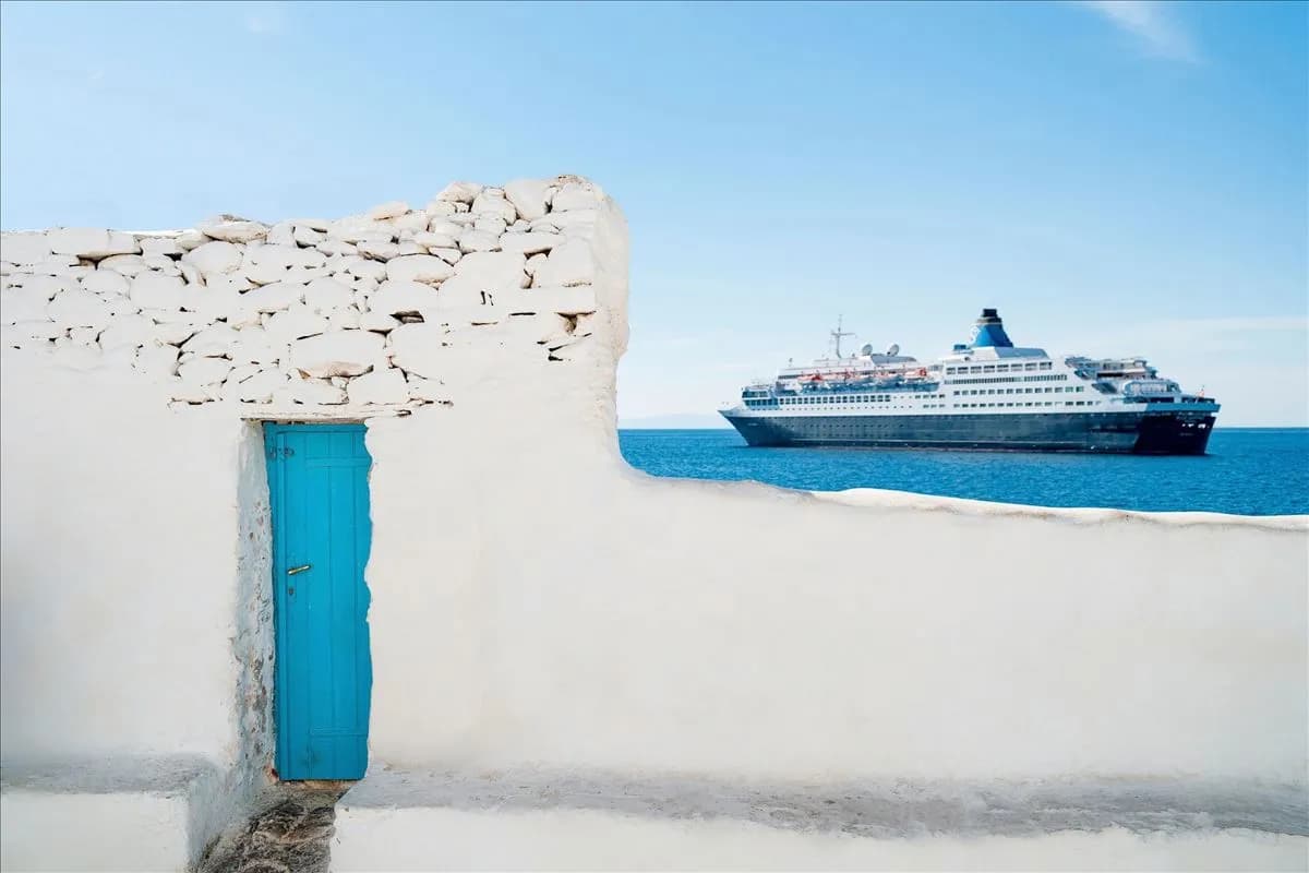 Selectum Blu ile Yunan Adaları Turu / 3 Gece Konaklamalı / Çeşme Çıkışlı / 2027