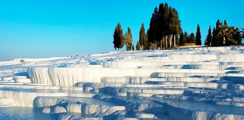 Salda Gölü Pamukkale Çeşme Alaçatı Turu, 3 Gün