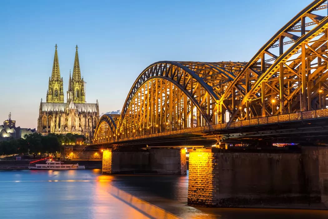 8 Günlük Benelüks Paris Alsace İsviçre Turu – Pegasus HY ile