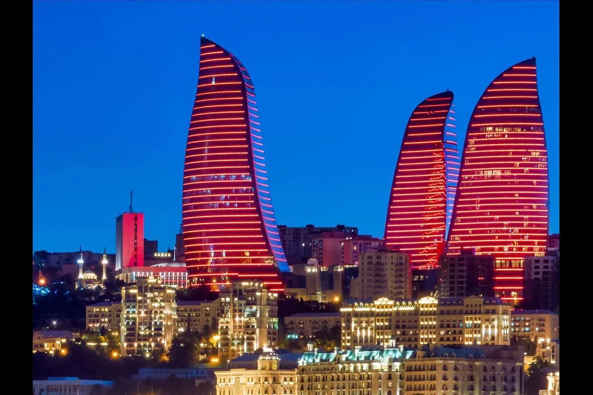 Bakü Turu, Türk Hava Yolları ile 4 Gün