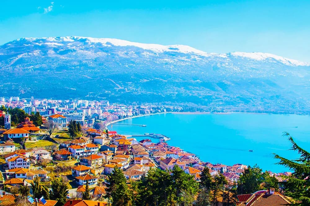 4 Günlük Balkan Üçlüsü Turu, Otobüs ile