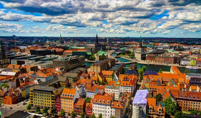 Dolu Dolu Baltık Başkentleri Vilnius Riga Tallinn Rotası Turu THY ile Ekstra Turlar Dahil / 5 Gece Otel Konaklamalı / İstanbul Çıkışlı / Tallinn Gidiş / 2027