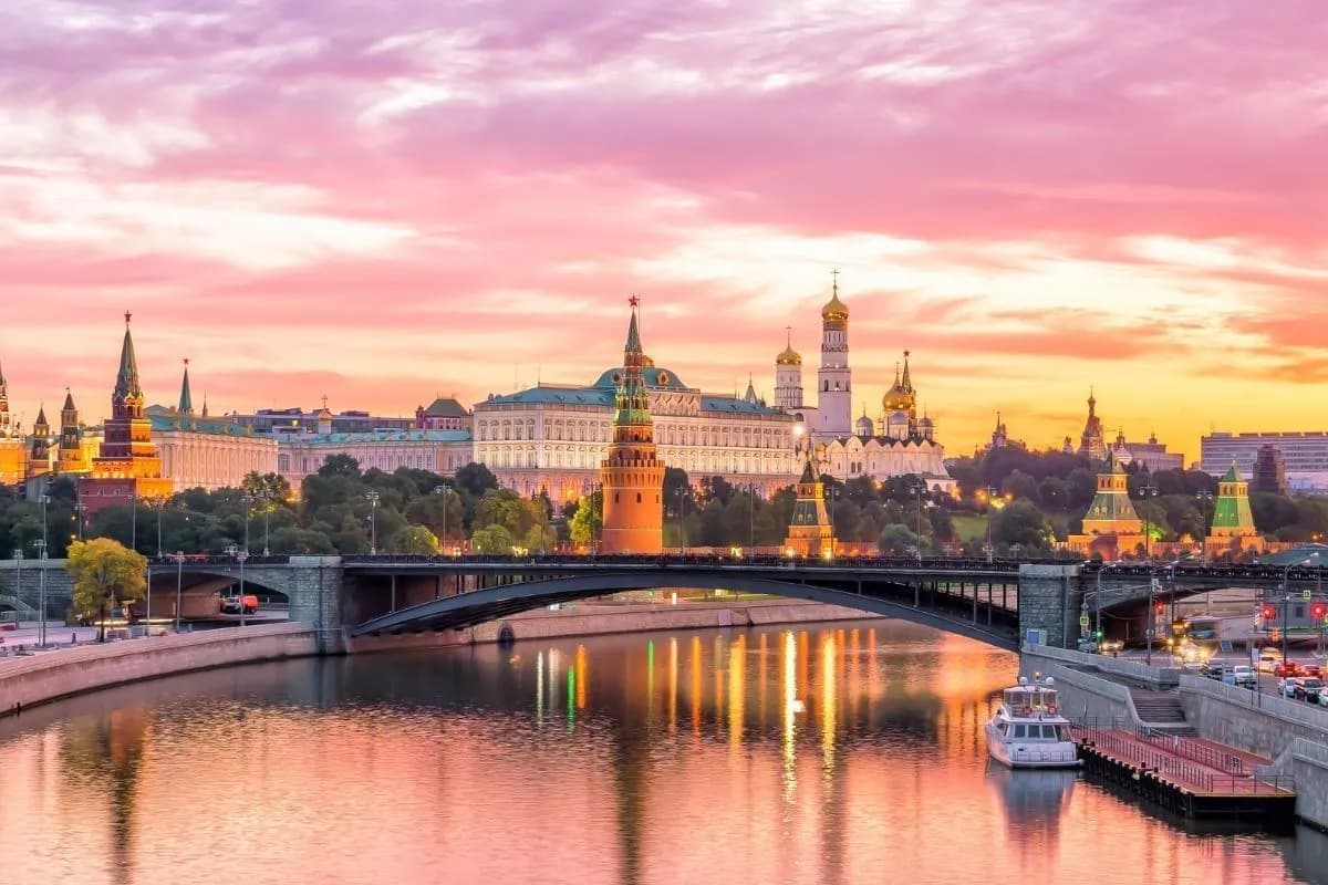 Moskova ve St. Petersburg Turu, 6 Gün